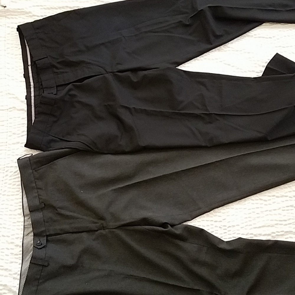2 pants - Picture 4 of 8